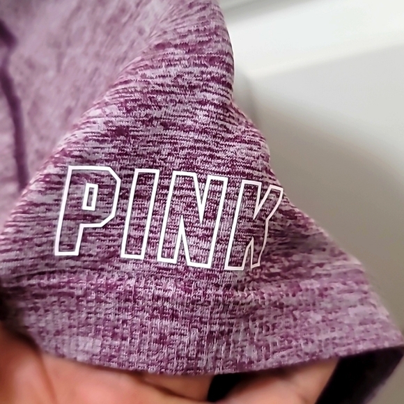 VICTORIA'S SECRET WOMEN'S PINK SEAMLESS WORKOUT CROPPED TOP CREW NECK SZ M IN - Picture 6 of 6